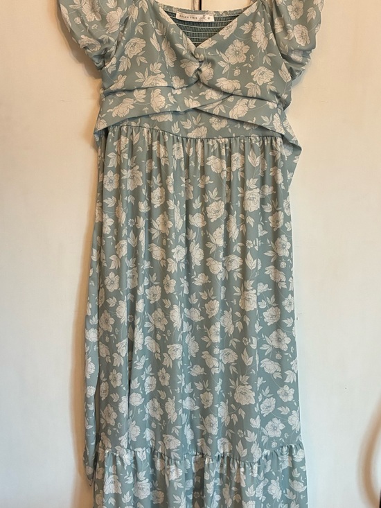 Altar'd State Dresses & Skirts - Altar'd State Sage Green Floral Maxi Dress